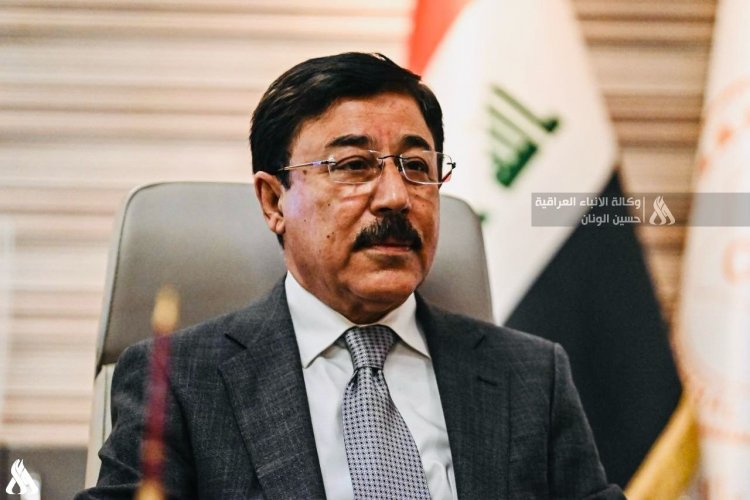 البنك المركزي: حل مشكلة بطاقات "فيزا وماستركارد" في الخارج الشهر المقبل