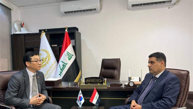 استعدادًا لمباراة الأسود والشمشون.. السفير الكوري يصل البصرة
