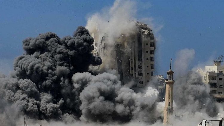 وزير دفاع إسرائيل "يتباهى" بتدمير برج السوسي السكني بمدينة غزة